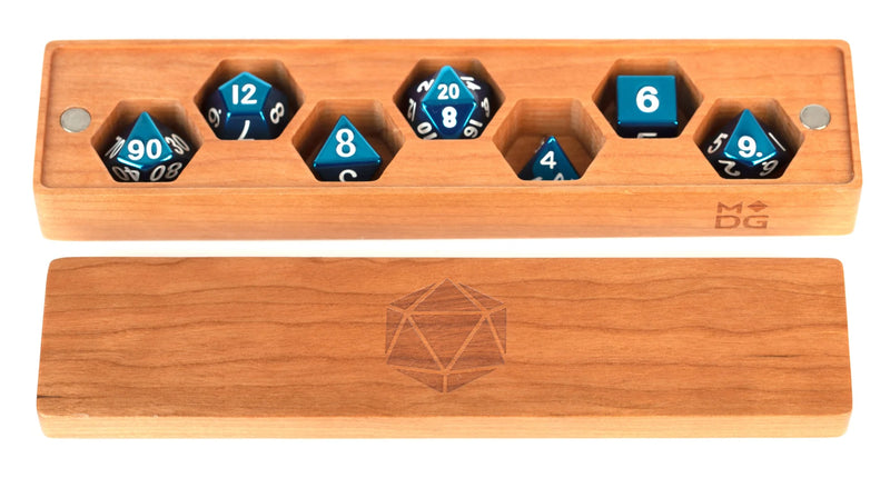 FanRoll: Dice Storage: Wood Dice Vault